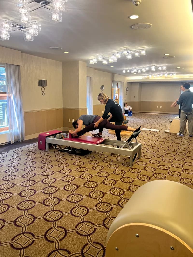 Reformer training session at Raum Pilates